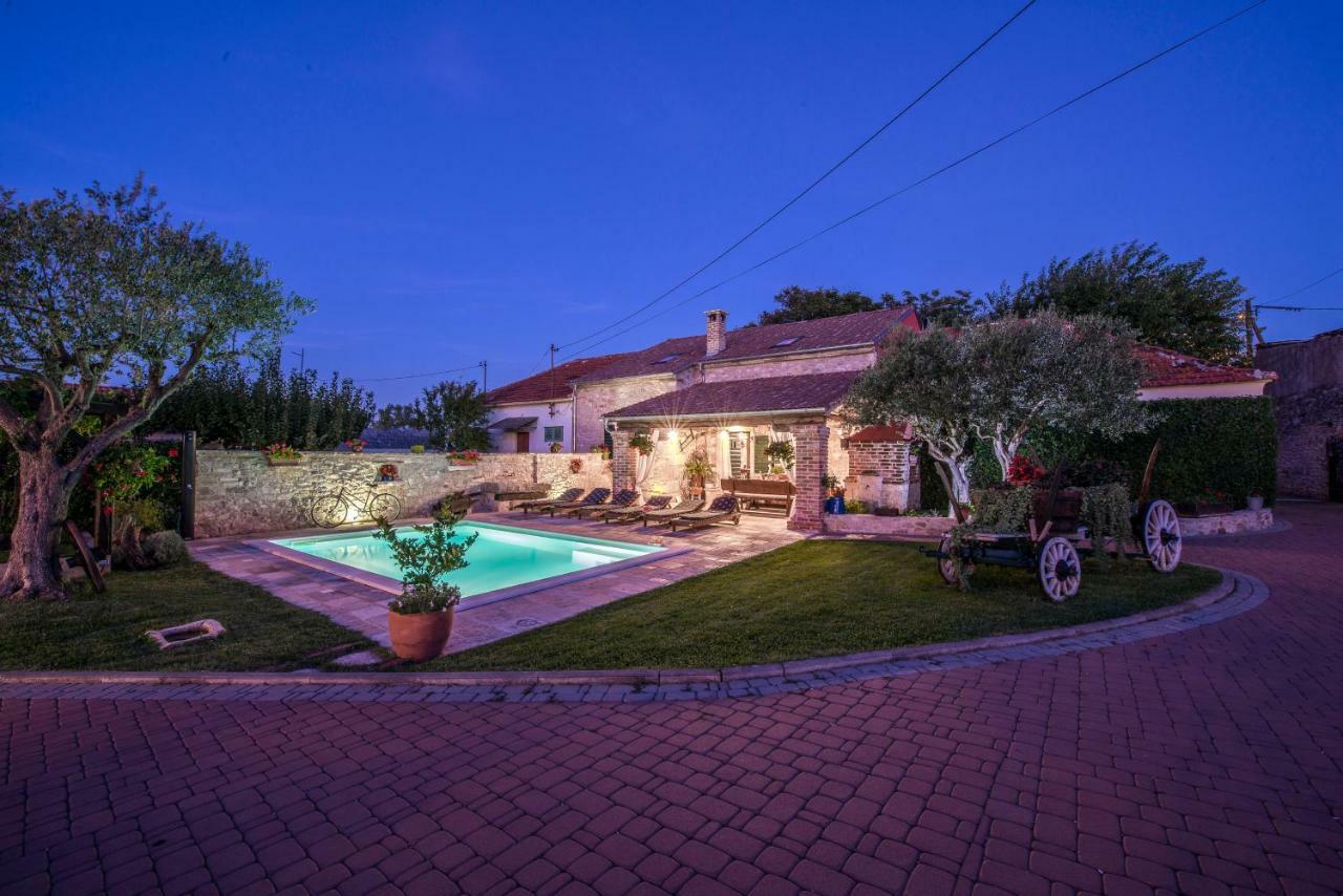 Villa Sisman Donji Zemunik Екстер'єр фото